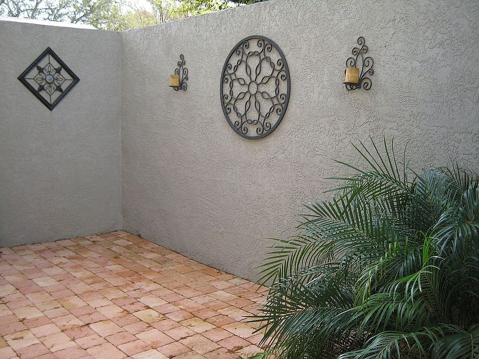 Private Courtyard