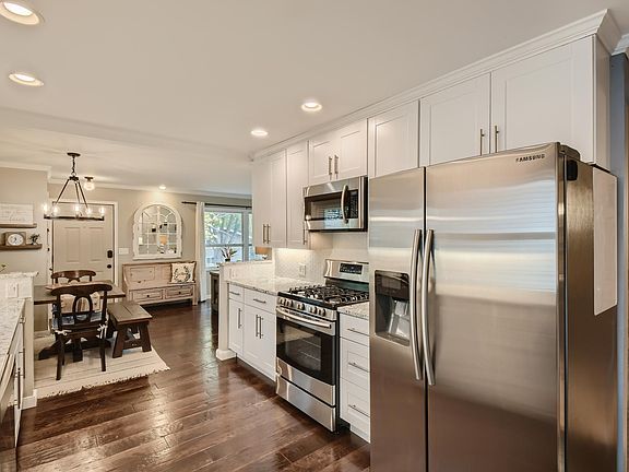Fully Remodeled Kitchen with Stainless Steel Samsung Appliances