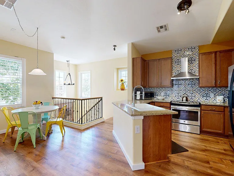 4063 E Windsor Dr — Photo 10