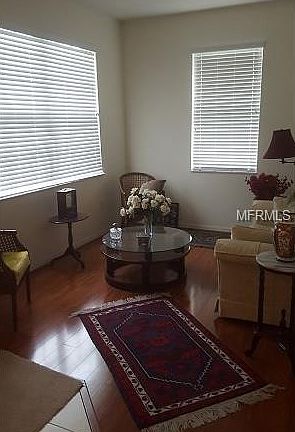 5th image of 576 Terranova Cir