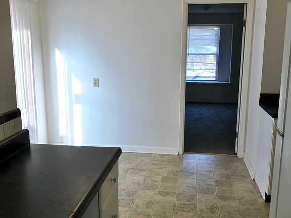 4th image of 6939 Dale Ave