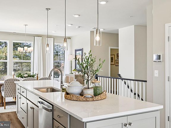 6th image of this home