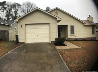 1640 Veanna Dr, Fayetteville, NC 28301