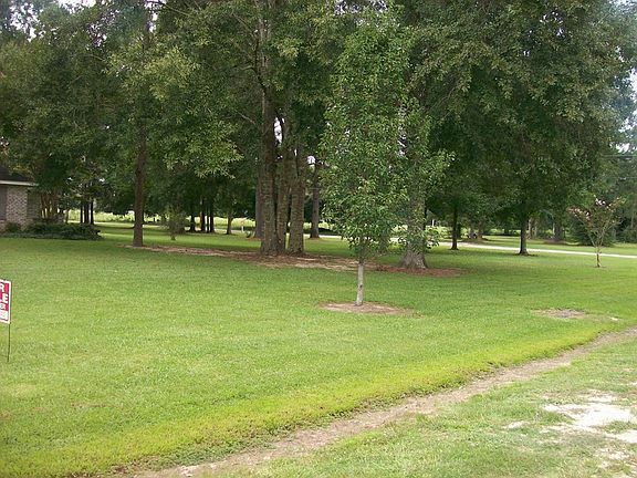 2nd image of 4 Eagle Heights Dr