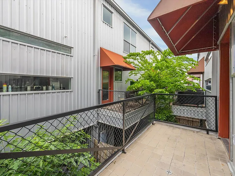 6947 Ardmore St — Photo 16