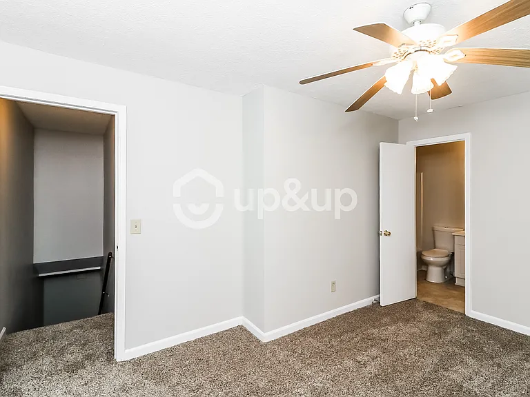 1425 Springleaf Cir SE — Photo 9
