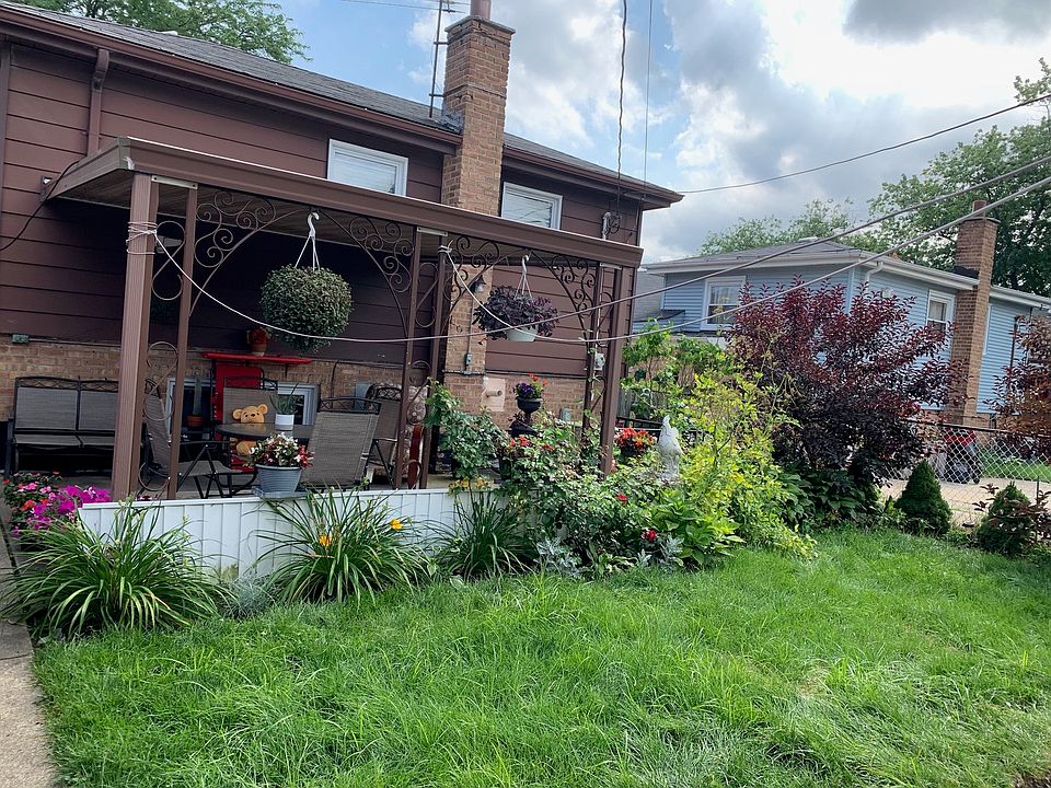 2nd image of 5348 W 87th St