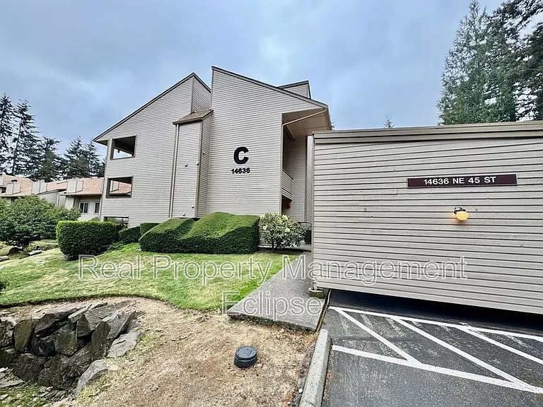 14636 NE 45th St #C15 — Photo 12