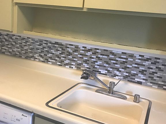 4th image of 300 N Civic Dr APT 507