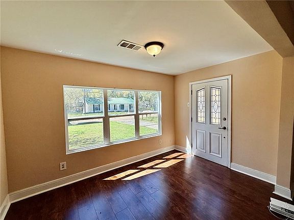 5th image of 3296 Rama St