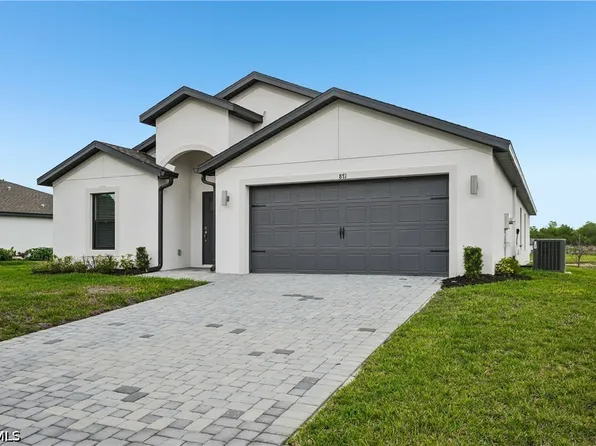871 Gen D Macarthur Ave, Labelle, FL 33935