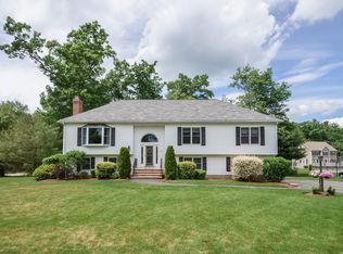 99 Mink Run Rd, Wilmington, MA 01887