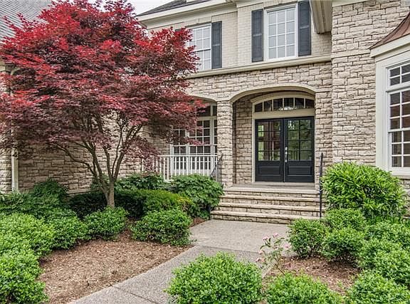 2nd image of 528 Brennan Ln