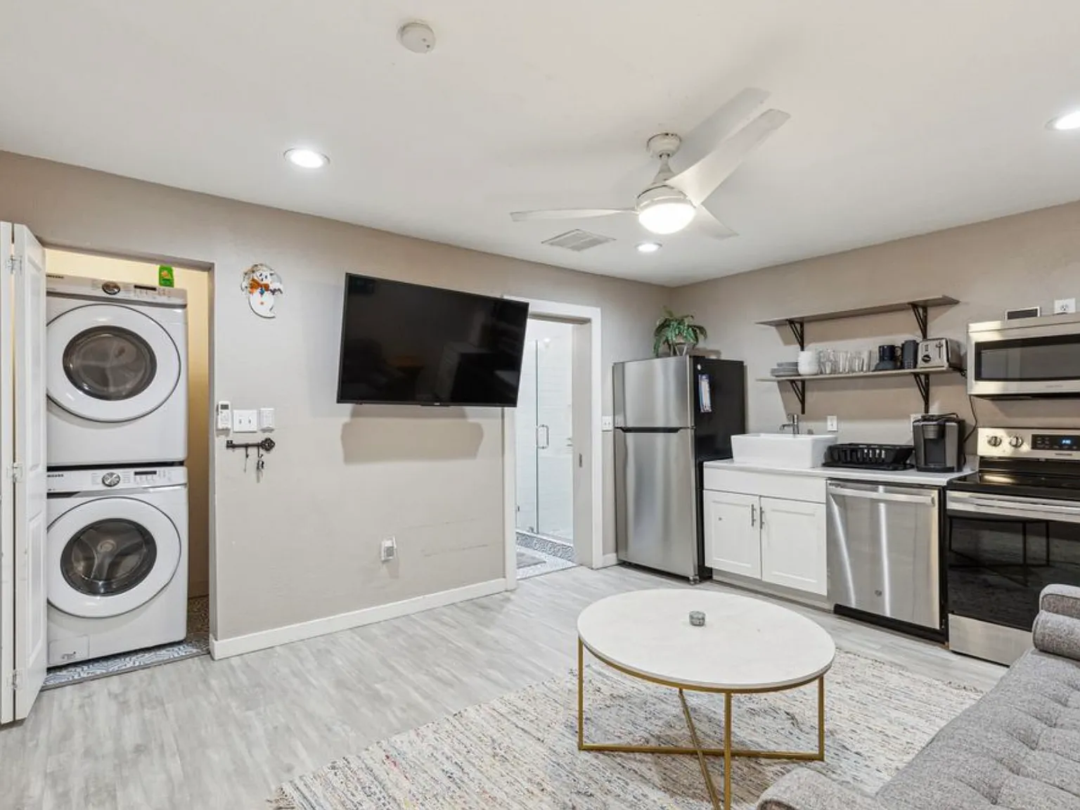 1 bed, $2,500 — Photo 1