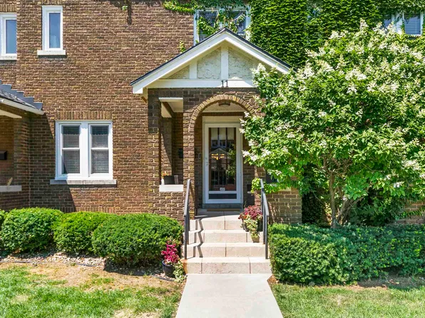 5017 Underwood Ave APT 11, Omaha, NE 68132