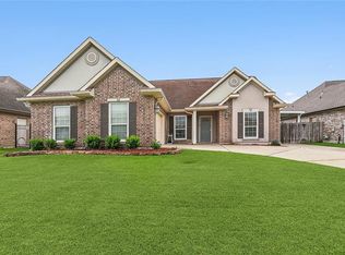 2736 Villemont Ct, Marrero, LA 70072