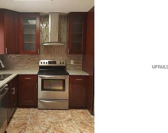 4th image of 751 Woodvalley Way