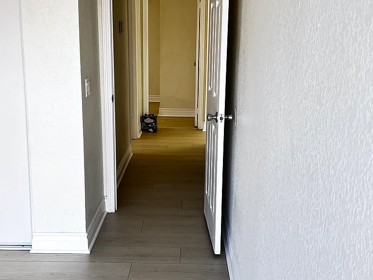 23794 Winterglen Cir — Photo 1