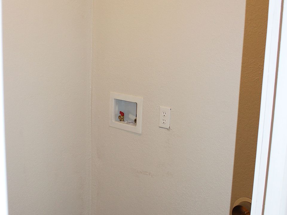 2nd image of 2112 Parramore St
