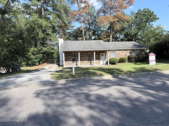 2nd image of 2688 Barclay Street