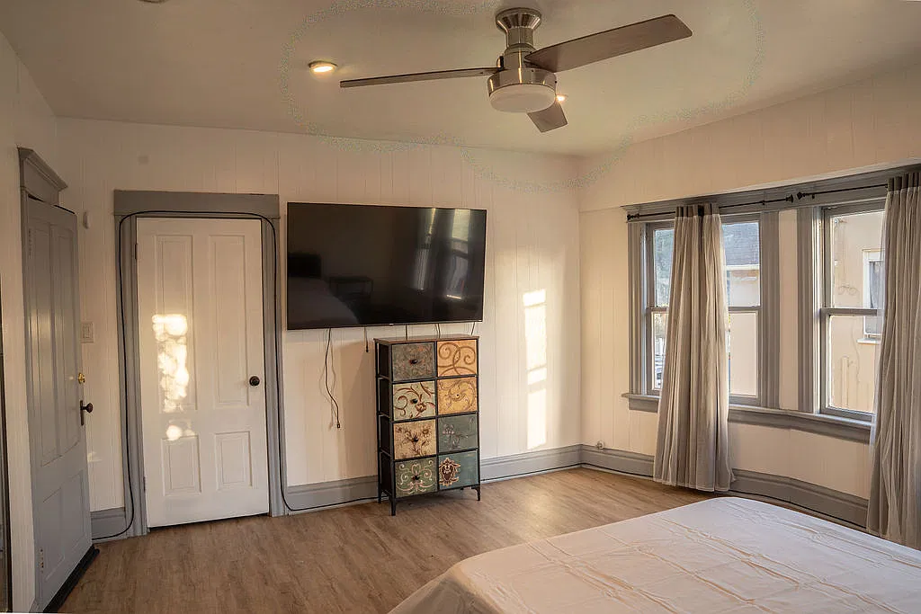 1 bed, $1,295 — Photo 3