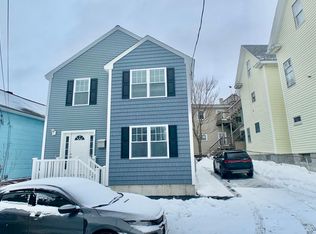 7 Abbott St, Lowell, MA 01852