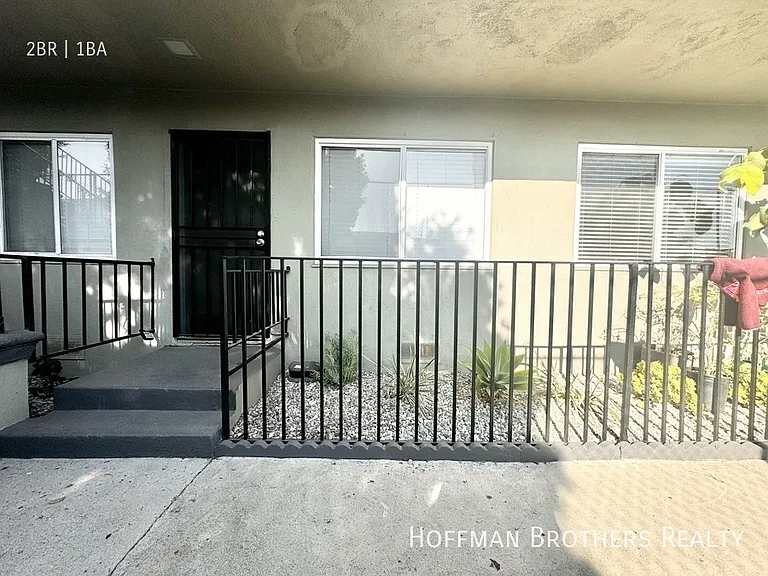 1431 Elm Ave #1 — Photo 12