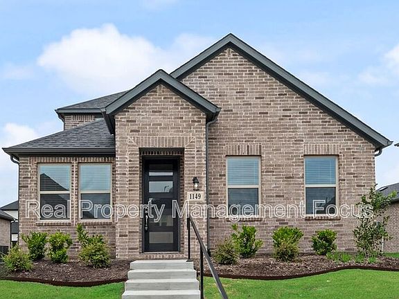 2nd image of 1149 Beautyberry Ln