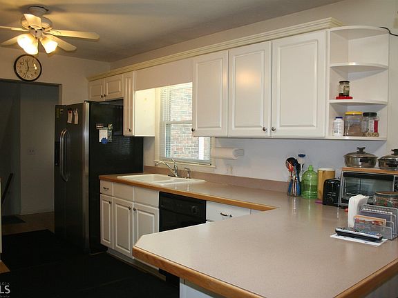 3rd image of 4457 Lake Forest Dr #60