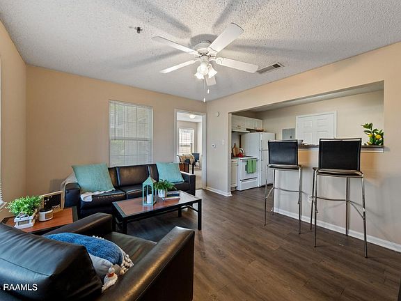 5th image of 200 Theater St #313