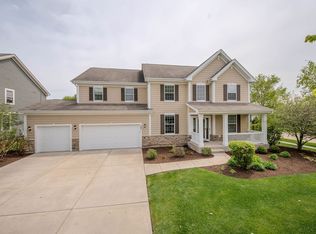 781 Richwood Ave, Elgin, IL 60124