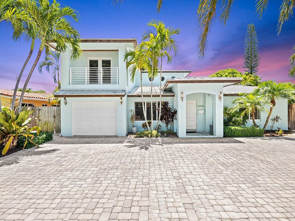 1st image of 2620 NE 19th Avenue