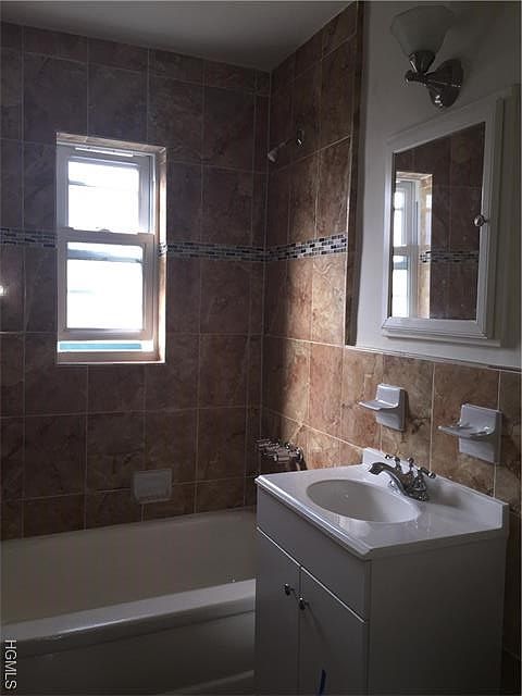 1st image of 1142 E 215th St