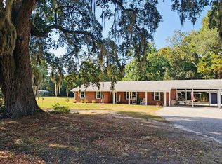 832 Bachelor Hill Rd, Walterboro, SC 29488
