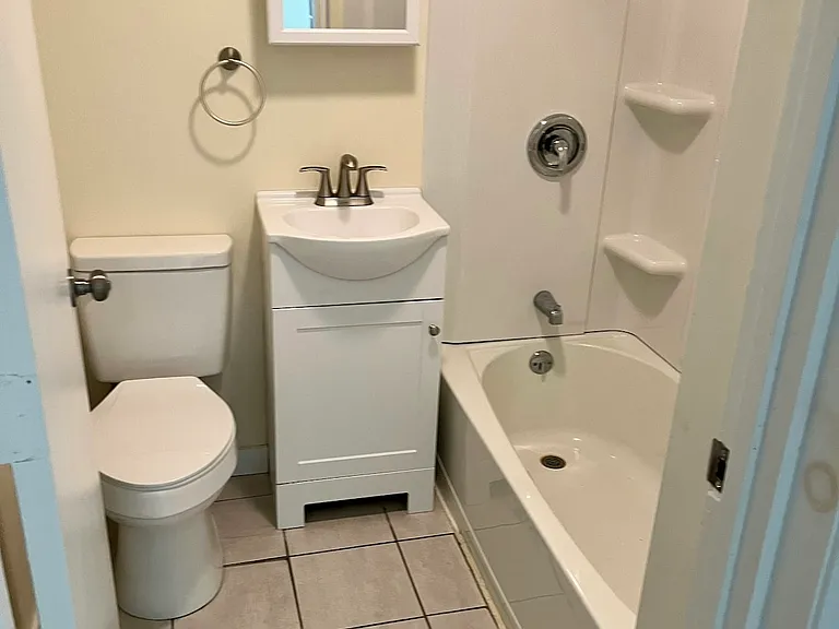 48 Main St #23 — Photo 3