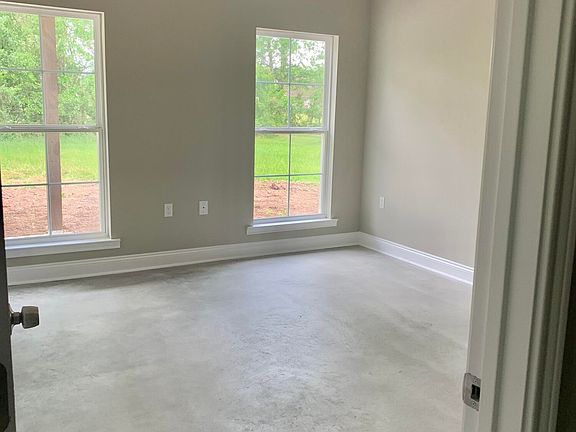 5th image of 103 Candleglow Dr