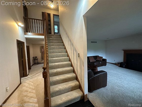 2nd image of 968 Tyrrell Rd