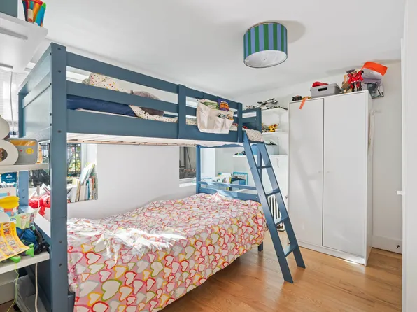 171 8th Street image 24 of 33