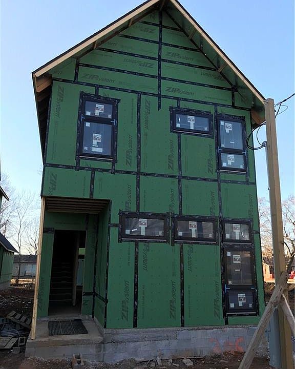 1st image of 206 NW 7th St