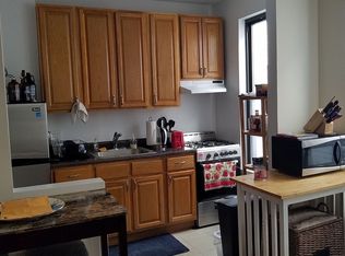 3174 35th St APT 2F, Astoria, NY 11106