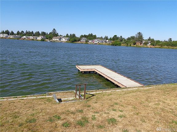 5th image of 972 Texmar Ave SW
