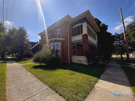 5th image of 301 S Jonesville St