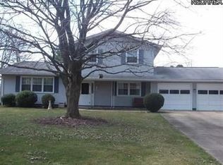 7495 Ivydale Ave NW, North Canton, OH 44720