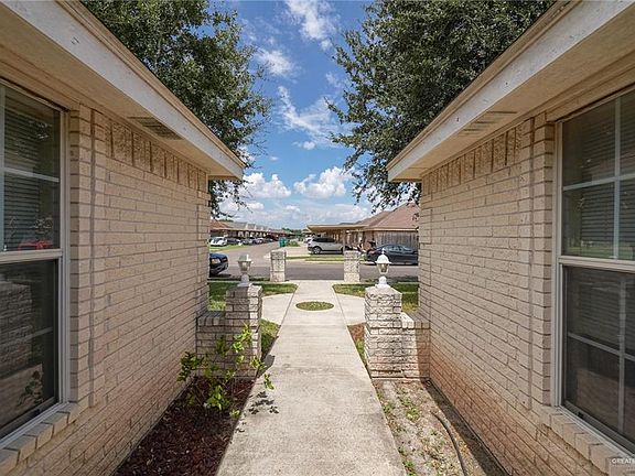 2nd image of 609 Cancun Dr