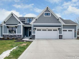 7252 Biscayne Dr, Hudsonville, MI 49426