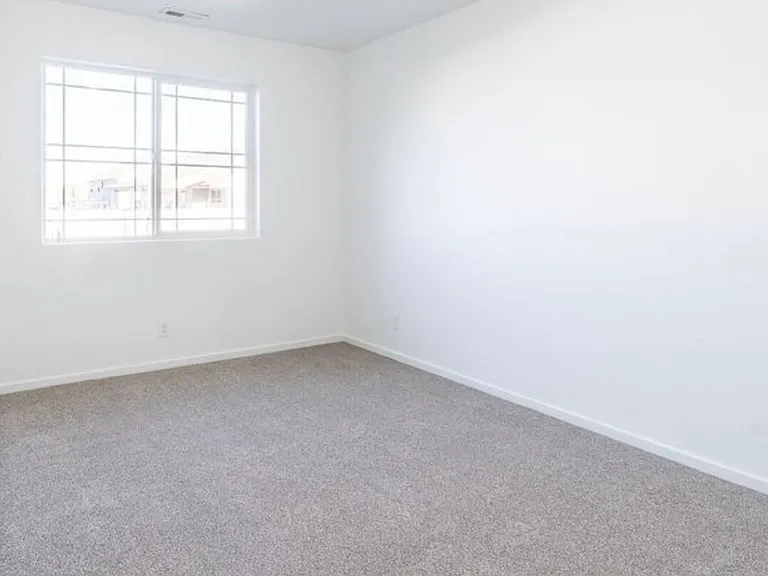 4662 W Tramore Dr — Photo 17