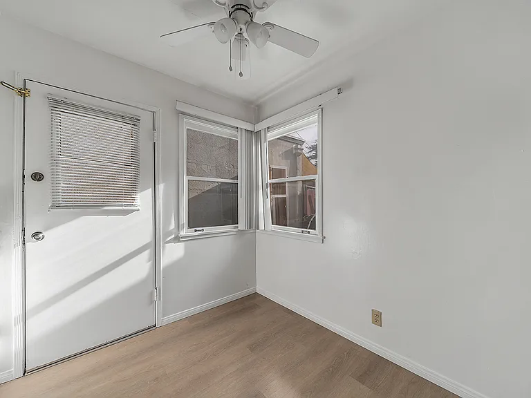 885 N Huntington St — Photo 14