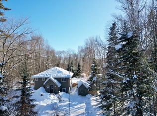 351 Chub Lake Rd, Huntsville, ON P1H 1S4