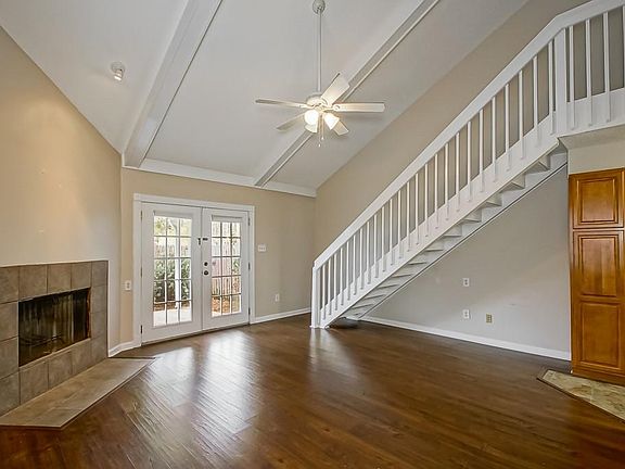 4th image of 912 Old Metairie Pl