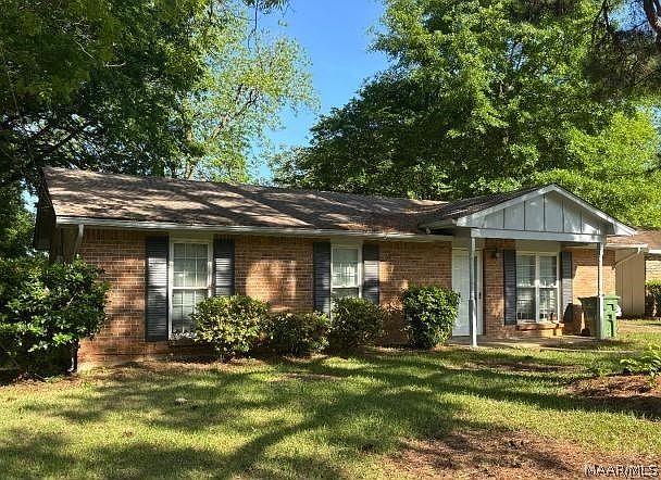 1st image of 416 Pecan Tree Dr